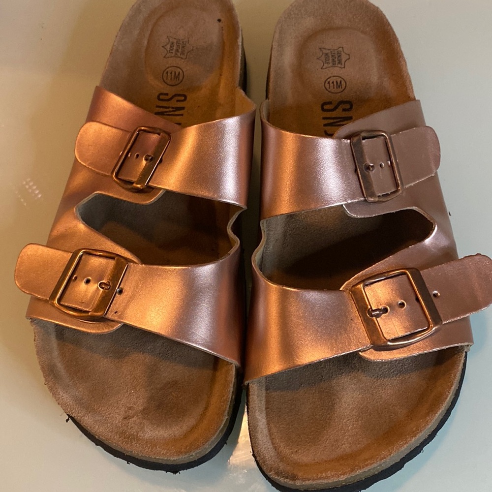SNJ rose gold Sandals like new